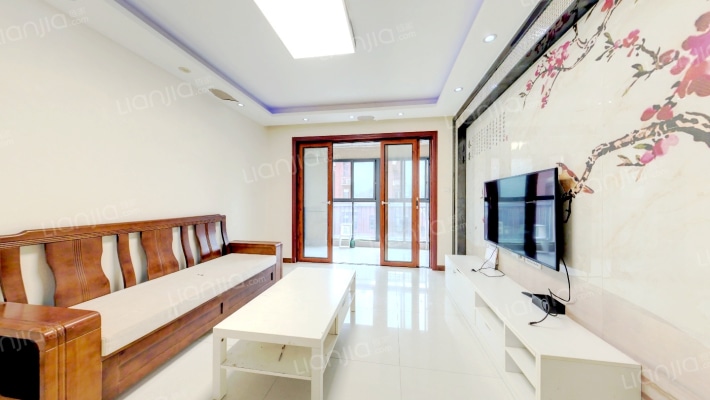 保利蓝海郡二手房实景图