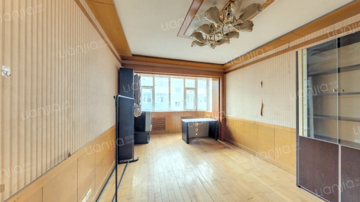 长安八一宿舍二手房实景图