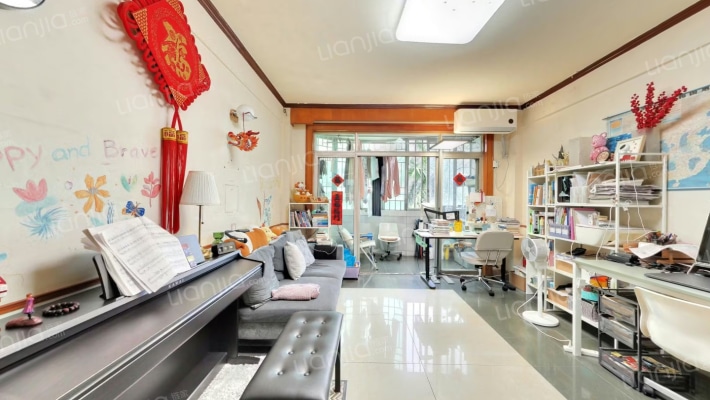 龙福一村二手房实景图