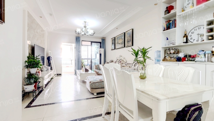 桂湖名城二期二手房实景图