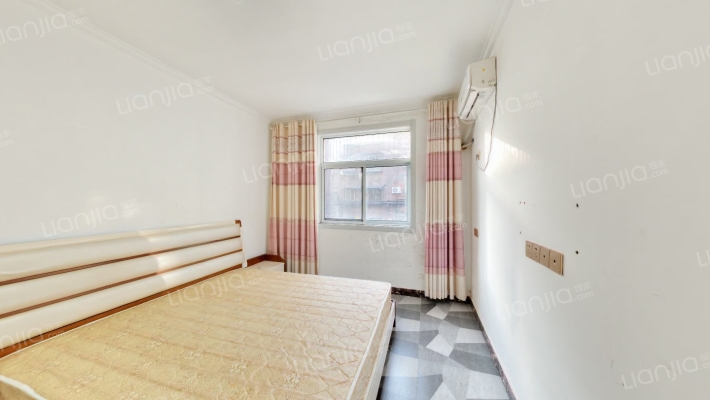 红色家园西院二手房实景图