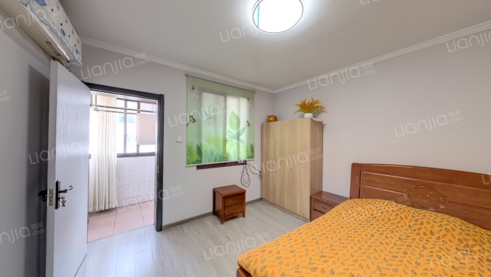 港中新村一区二手房实景图