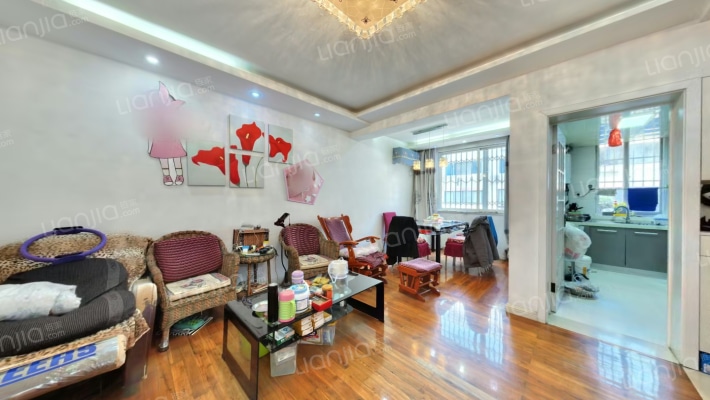 大龙港新村二手房实景图