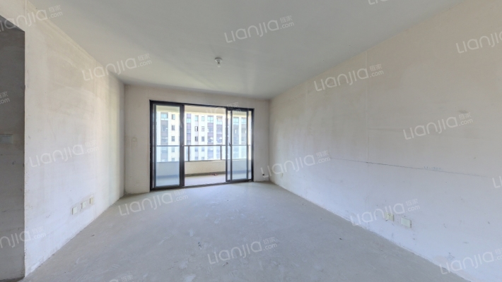 蓝湖庭二手房实景图