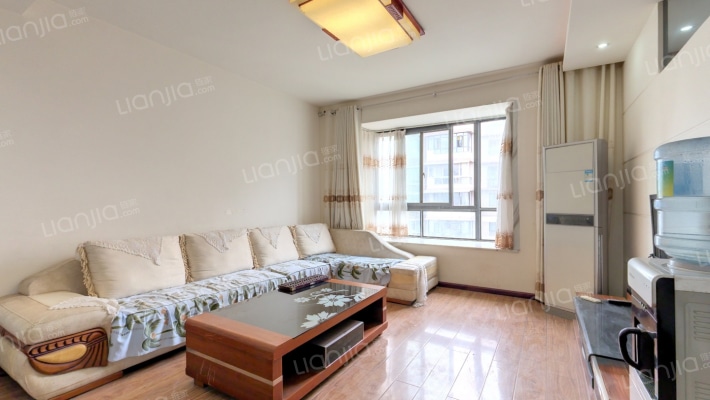 105生活区二手房实景图