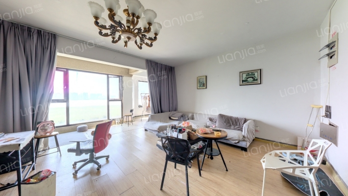 立体城揽江阁二手房实景图