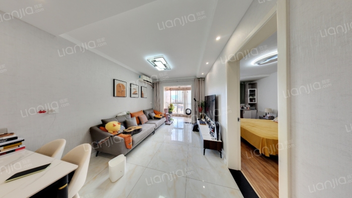 龙湖花千树二手房实景图