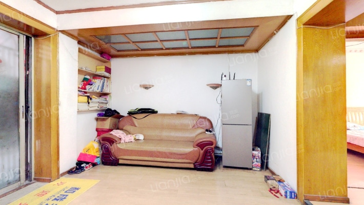 营房南村二手房实景图