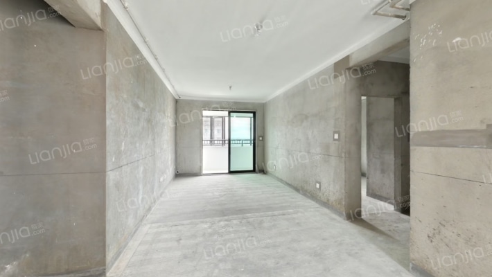 潭南春和苑B区二手房实景图
