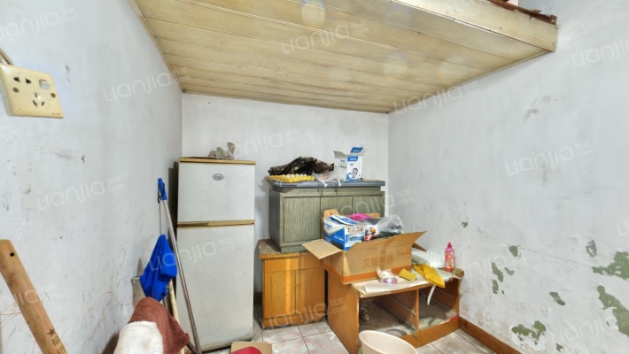 宝丰路2号二手房实景图