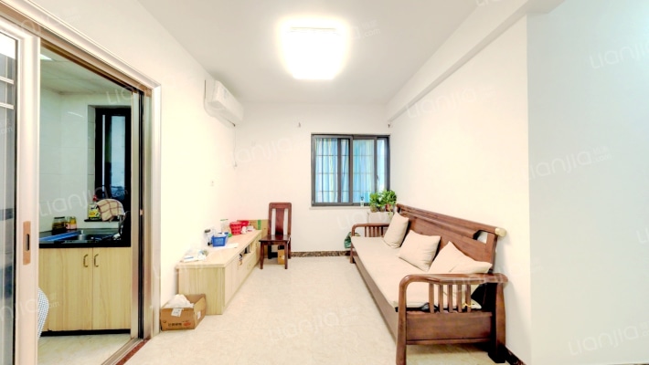 岳峰新城一区二手房实景图