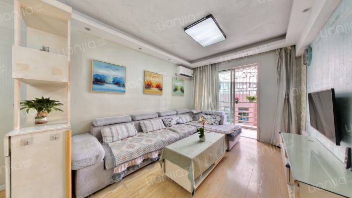 龙威花园二期二手房实景图