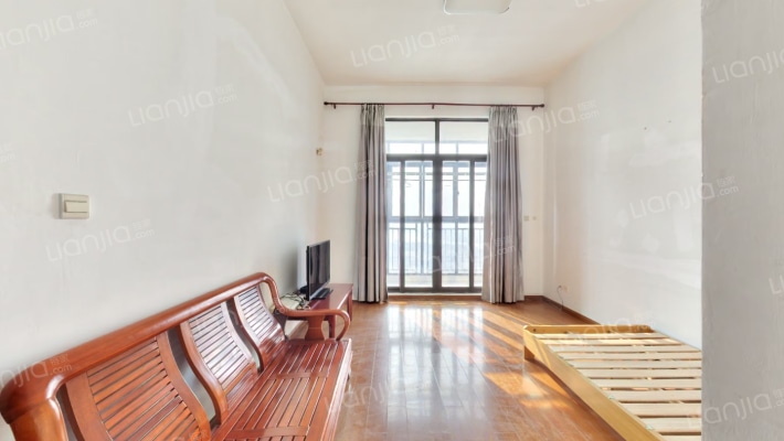 世茂运河城尚运苑二手房实景图