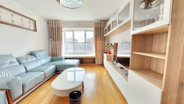 万科金域华府C区二手房实景图