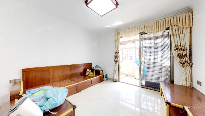 余岭山庄二手房实景图