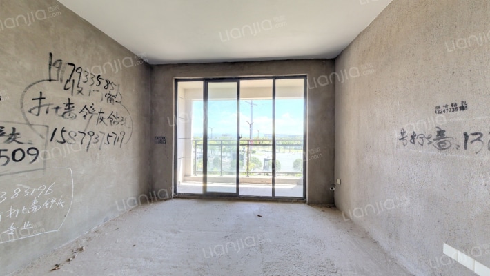 蓝江小区B区二手房实景图