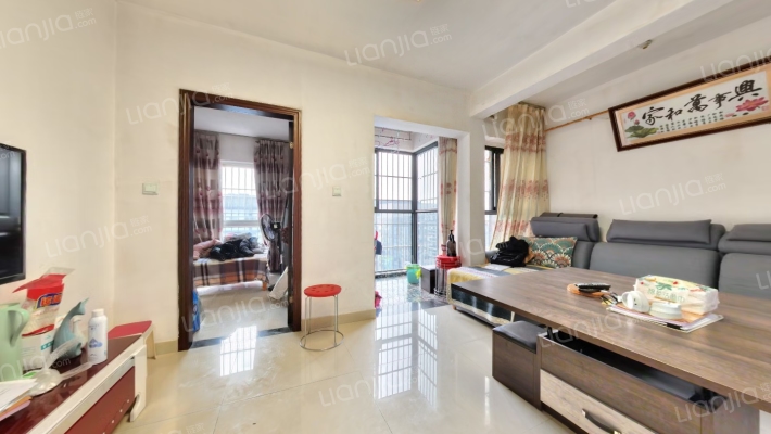 空港首座二手房实景图