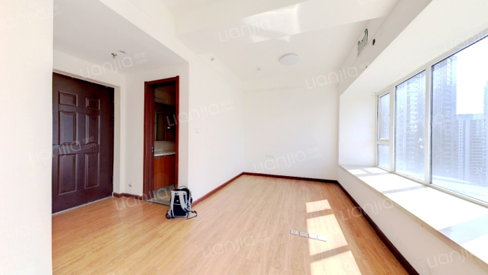 绿地中心468星朗二手房实景图