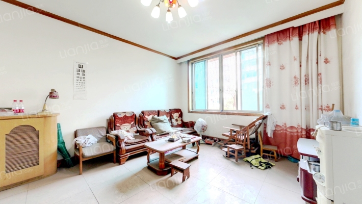 东方太行山住宅区二安B区二手房实景图