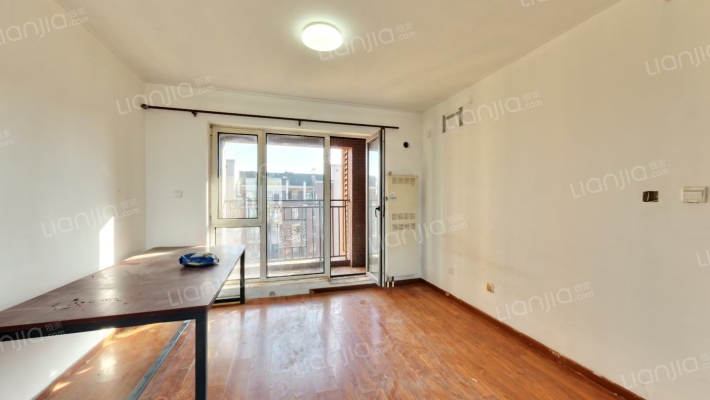 领秀慧谷C区二手房实景图