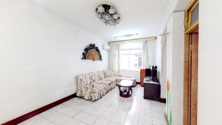 合药小区二手房实景图