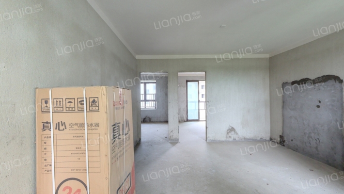 邻湖嘉园2期二手房实景图