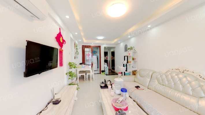 湖畔豪庭二手房实景图