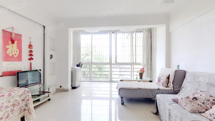 巴黎春天二手房实景图