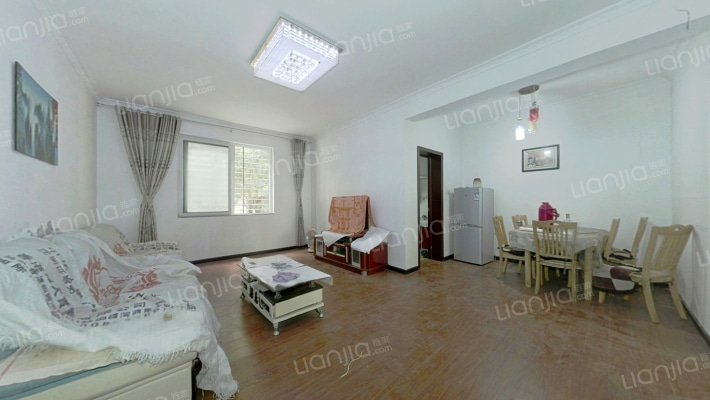 公园一号二手房实景图