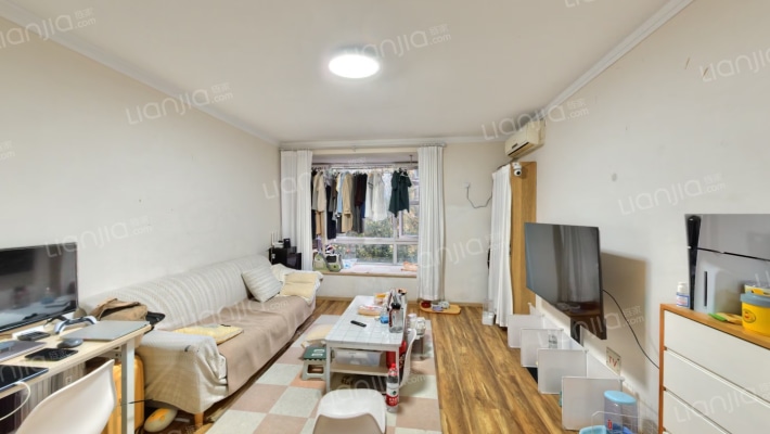 翠海明苑二手房实景图