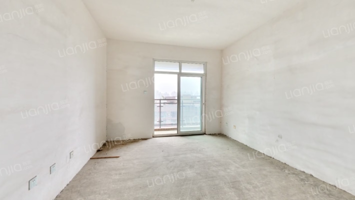 麦田国际社区二手房实景图