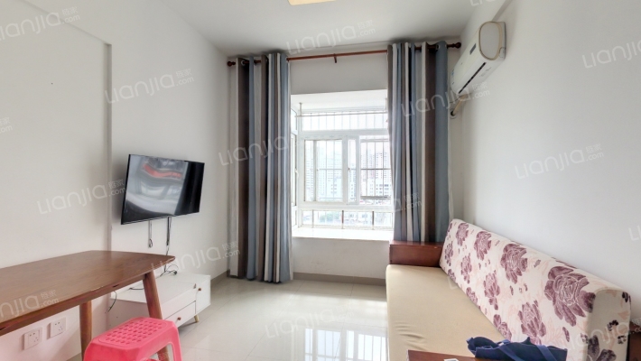 鸿禾温泉大厦二手房实景图