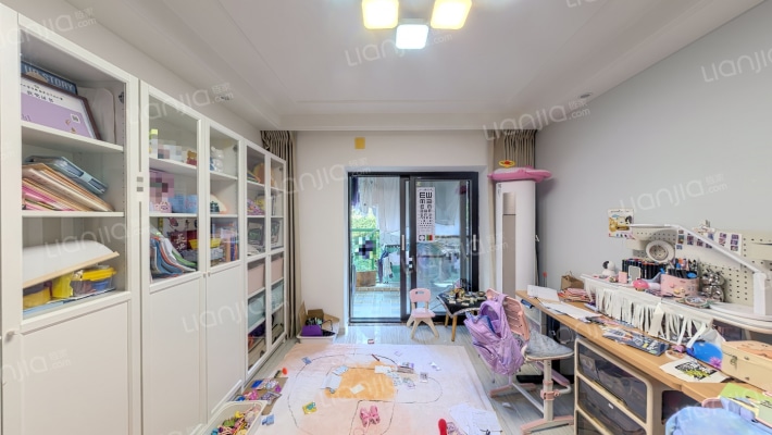 皇御苑二期二手房实景图