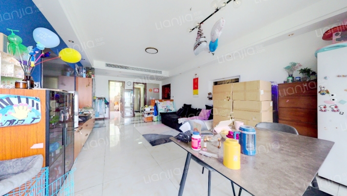 爱法新都二手房实景图