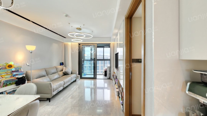 中城汇MIDTOWN二手房实景图