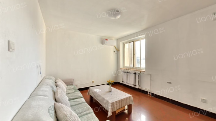 海澜中苑二手房实景图