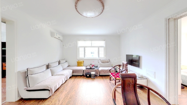 中动公寓二手房实景图