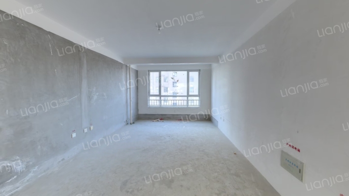 滨泰岭南峻景二手房实景图