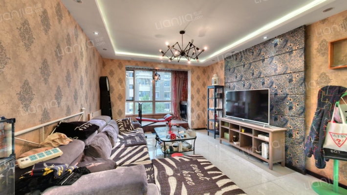 益格风情湾1期二手房实景图