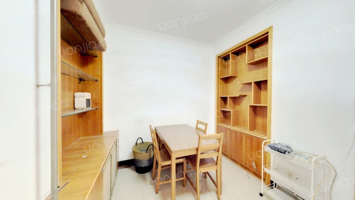 师范路52二手房实景图