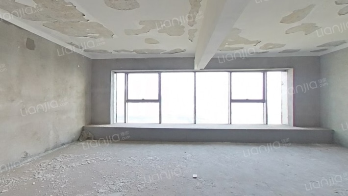 世贸中心二手房实景图