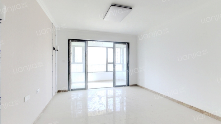 恒大悦珑台二手房实景图