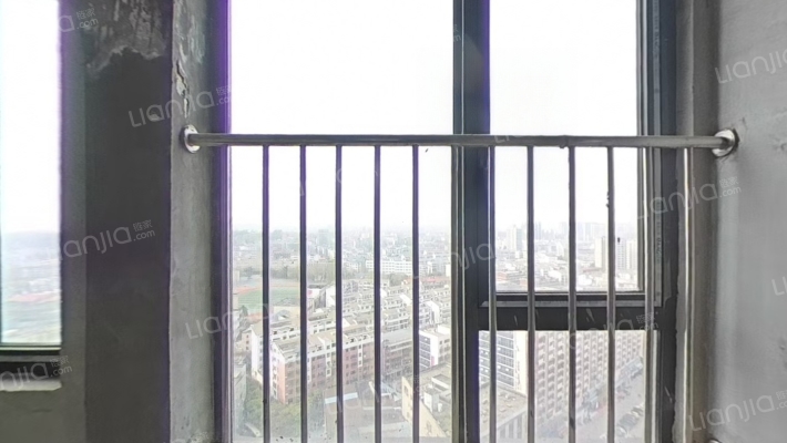 居然之家·垂直森林城市综合体二手房实景图