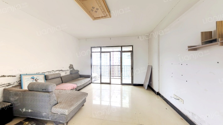 德庆水韵山城二手房实景图