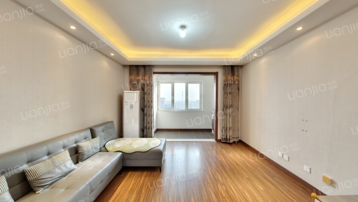 万科南湖郡二手房实景图