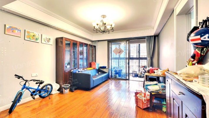 绿地香缇二手房实景图