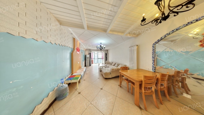 滨河名郡二手房实景图