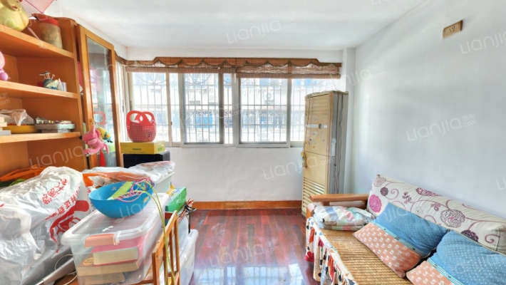 慈光公寓二手房实景图