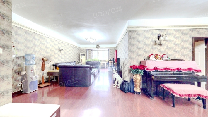 红专路124号院二手房实景图