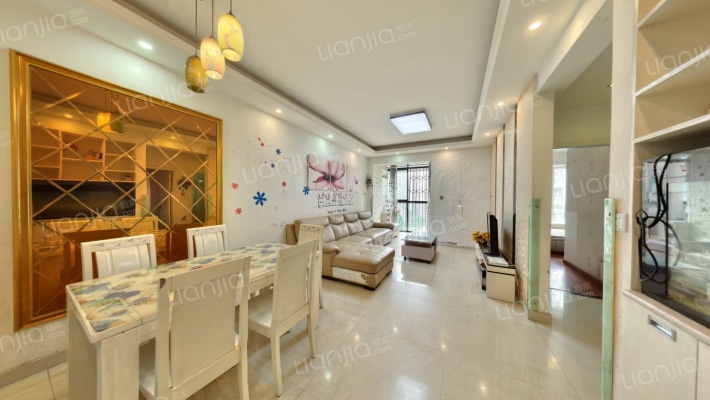 卓锦城五期二手房实景图